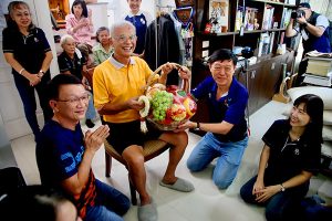 teacher-visit-270967.10