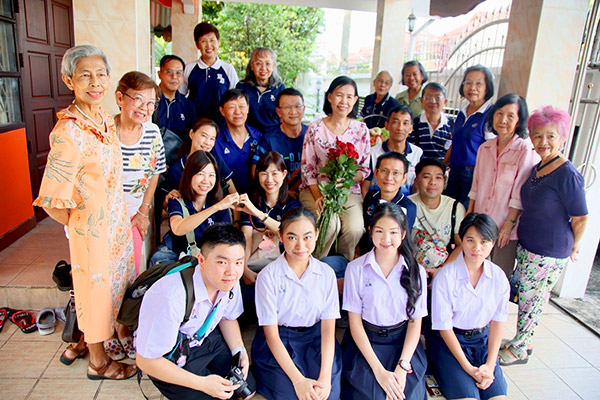 teacher-visit-270967.15