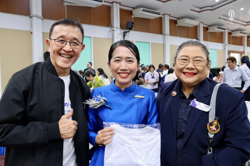 ภาพงาน "วันครู" บดินทร 16 มกราคม ของทุกๆ ปี นักเรียนเก่าโรงเรียนบดินทรเดชา (สิงห์ สิงหเสนี) ได้จัดกิจกรรม “มุฑิตาจิต” ให้แก่คุณครูเก่า