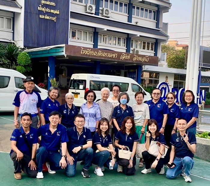 teacher-visit-160268.9