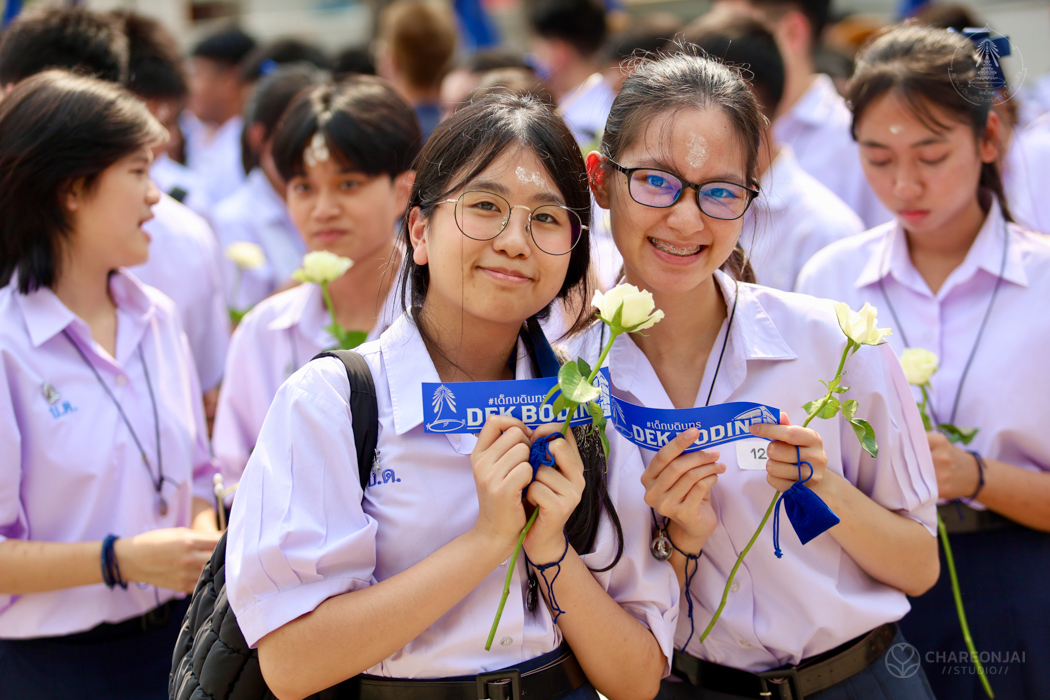 ภาพบรรยากาศงาน ปัจฉิมนิเทศ บดินทรเดชา รุ่น 53 พิธีอำลาสถาบันที่เต็มไปด้วยความประทับใจและความทรงจำดีๆ ของนักเรียน